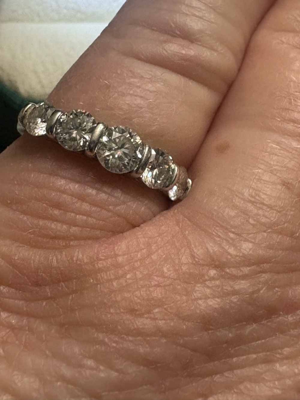 BAr set moissanite ring in silver
